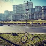 Cu bicicleta prin Bucuresti. Calatorii cu Boss. Cu bicicleta prin Bucuresti. Calatorii cu Boss.