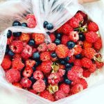 Din Curmătura Vidruţei spre Drumul Strategic şi Poarta Soarelui. Munţii Latoriţei.